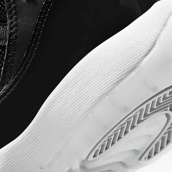 New Air Jordan 11 Retro Big Kids' Shoe Size 4Y - Picture 6 of 7